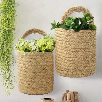 China Sustainable Hot Selling Hanging Garden Decoration Planter Flower Straw storage basket for sale