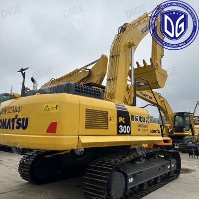 China Excavadora de alta potência USED PC300-8 com controlo de emissões avançado à venda