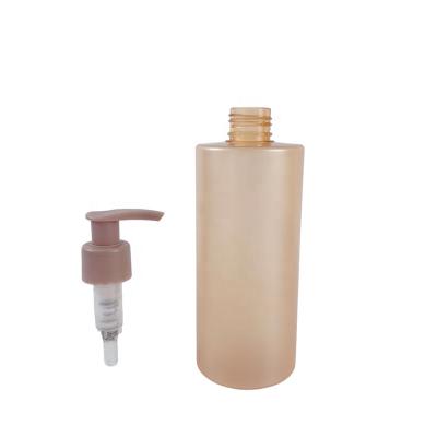 Chine La bouteille à nervures de lotion de vis en plastique pompe le dosage 4cc à vendre