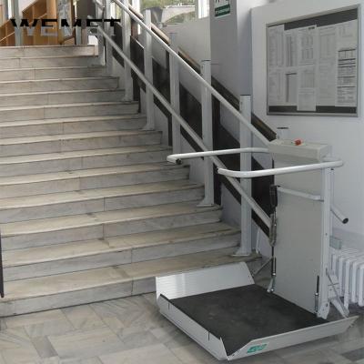 China Hydraulic Stationary Inclined Stair Wheelchair Lift Hydraulic 1.5kw 1118mm*800mm 45 Kg for sale