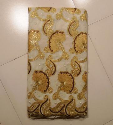 Chine Tissu suisse de dentelle d'or beige, grande toilette à vendre