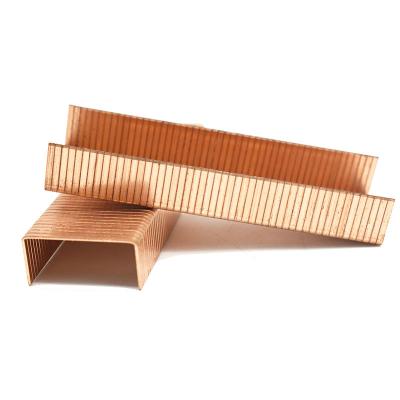 China 16 GA Copper coated strip carton closed staples 35 Series Carton Staples for box package à venda
