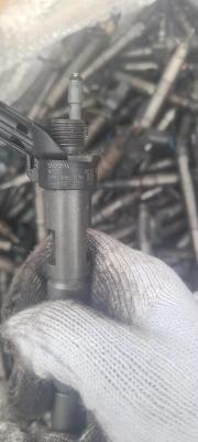 China 0445117010 old Diesel Fuel Injector core 6.6L LML GM Duramax for sale