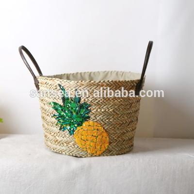 China 2022 NATIONAL Wholesale Storage Basket Home Deco Laundry Straw Basket for sale