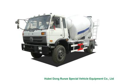 Chine Camion concret mobile industriel de l'agitateur 4x2/4x4 6 CBM avec 3 Seater à vendre