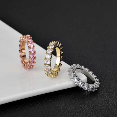 China Romantic Hip-Hop Moissanite Star Simple Ring For Women Hot Jewelry Sidestone 18k White Gold Four-Claw Round Cut Rings for sale