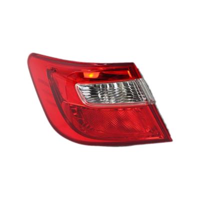 Cina 8158006450 Toyota Camry Tail Light 24V/12V Realizzato in plastica per l'illuminazione e le prestazioni in vendita