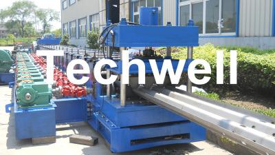 China rollo de la barandilla de la carretera 15KW que forma la máquina con 7 rodillos que nivelan para la barandilla del haz de W en venta