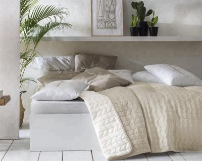 China Home customize queen colchas hechas en china solid design 100%polyester ultrasonic comforter set bedspreads for sale
