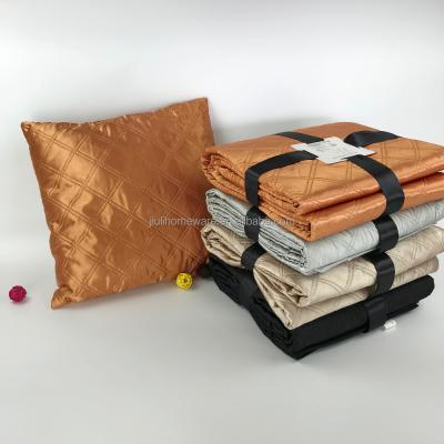 China Plain with inner ultrasonic pattern comfortable polyester duvet hotel comforter/microfiber duvet /hotel comforter set for sale