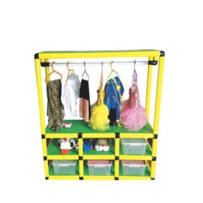 China Plastic Hanger Children's Play House Locker Hanger Toy Kid Playing Toys for sale