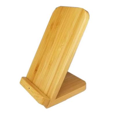 China Profession High Speed Gift Custom Design Qi 10W Fast Charging Stand 5V 2A Bamboo Wood Wireless Charger For iPhone 12 13 Pro Max for sale