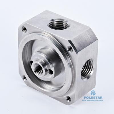 中国 精密なCNC燃料バルブボディ 農業トラクター ステンレス鋼 316L 販売のため