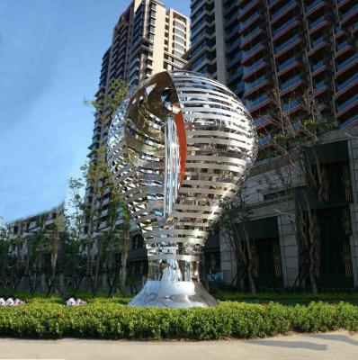 Chine L'art extérieur d'acier inoxydable sculpte la surface polie de miroir de bourgeon floral à vendre