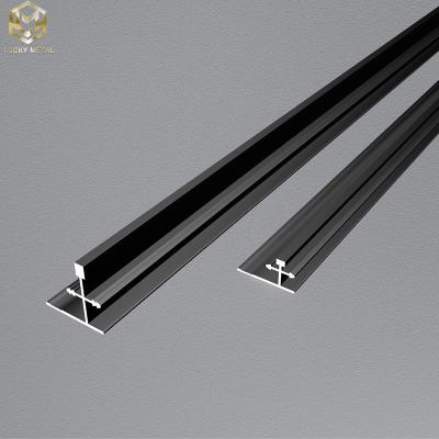 China Self-Adhesive Rust-Resistant Aluminium Edge Trim Profiles 1.5M Length for sale