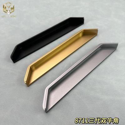 Chine Manches cachées en aluminium à haute résistance pour armoires étanches à vendre