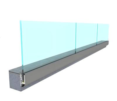 China Balustrade de vidro de alumínio de qualidade comercial para aplicações à beira da piscina à venda