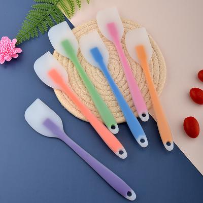 China Viable Heat Resistant Colorful Baking Tool Butter Spatula Silicone Butter Scraper for sale