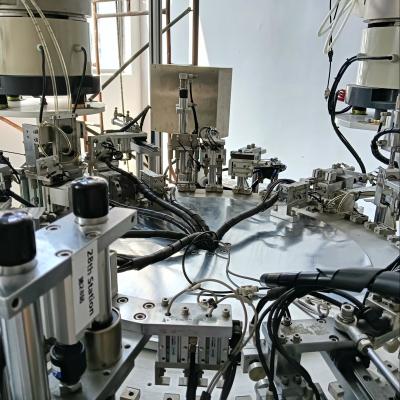 China Indicador de movimento desencadeado não- padrão Automatizado Agulhas de coleta de sangue Estabilizadas controladas por PLC Operadas remotamente à venda