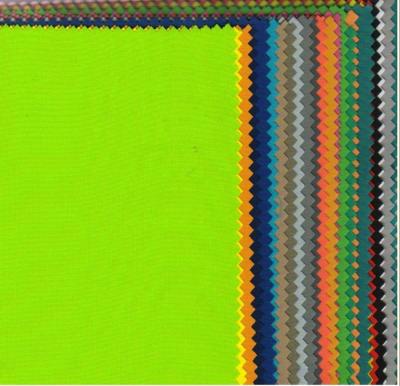 China Most popular 100 polyester micro twill anti-static brushed peach skin fabric for boardshorts and bedding for sale