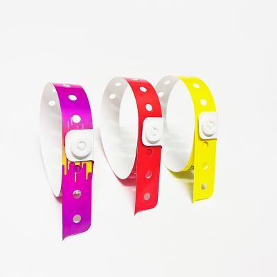 China Custom Logo Disposable Id PVC/Vinyl Wristband With Tabs For Events for sale