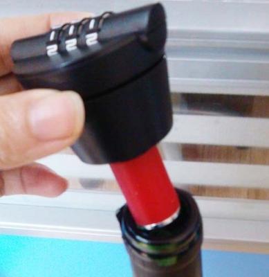 China Cerradura líquida de la botella del vino de la combinación de 3 diales en venta