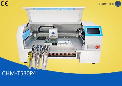 China La selección y el lugar de escritorio de Charmhigh de 4 cabezas trabajan a máquina alimentadores neumáticos de 30pcs Yamaha en venta