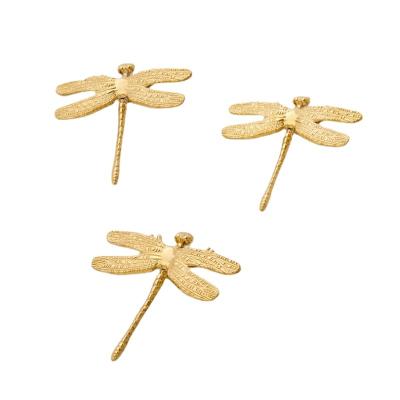 China Modern Dragonfly Shape Brass Knobs Cupboard Pulls Drawer Knobs Sideboard Handles Knobs And Furniture Handle Hardware Gold Pulls for sale