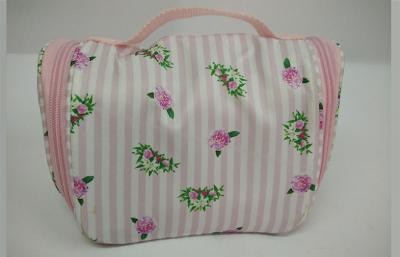 China Peony Stripe Pink and White Background Color Ladies Cosmetic Bags for Women Travel for sale