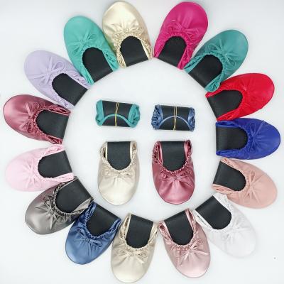 China Portable Women Shoes Anti-slippery Flats Fold Up Ballet Flats Roll Up Foldable Ballet After Party Shoes for sale