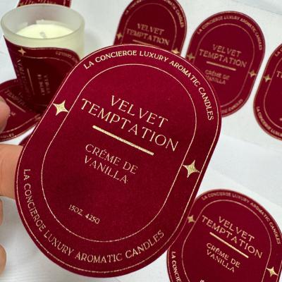 China Eco-vriendelijk gepersonaliseerd afdrukken logo fluweel geborduurde gouden kaars label sticker voor kaars pot Te koop