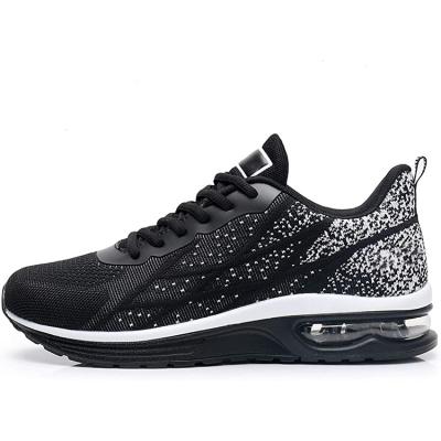 China Cushioning Wholesale Black Mesh Comfortable Cushioning Gym Running Men's Sports Shoes for sale
