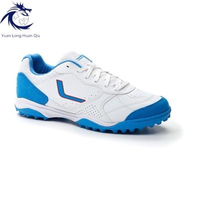 China New Arrival Indoor Sports Rubber Soccer Football Rubber Low Top Training Shoes For Men for sale