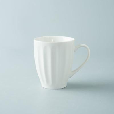 中国 模造エナメル明るい9oz 280mlの白い無光沢のマグは、現代骨灰磁器襲う 販売のため