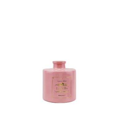 Chine Bouteille de diffuseur à fond rond de verre rose mat 150 ml 200 ml avec matériau écologique à vendre