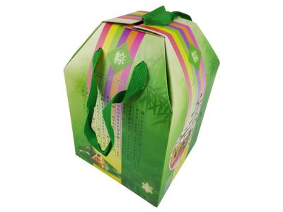 China Flat Foldable Cardboard Material CMYK Colors Printing Customized Gift Box Packaging with the Rope Handle for sale