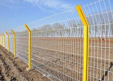 China wire mesh fence for sale