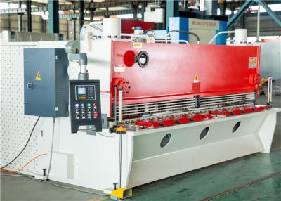 Cina Macchina di taglio del fascio idraulico dell'oscillazione di QC12K per il taglio di strato di 6mm in vendita