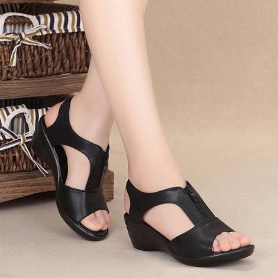 China Roman shoes retro chunky-soled shoes female front zipper women's shoes new fashion 2021 trend hollow sandals wholesale for sale