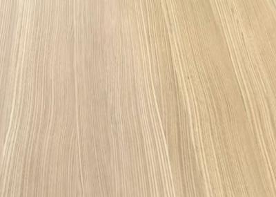 China Folhas de revestimento de carvalho branco, revestimento de parede interior, painel decorativo à venda