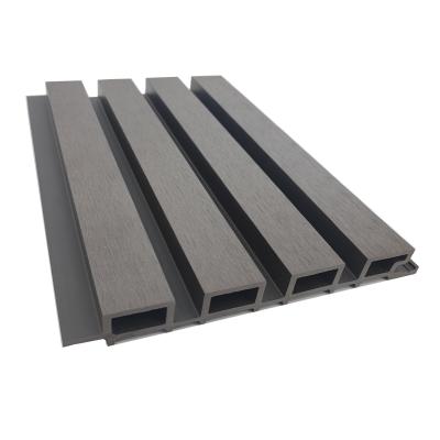 China Coextrusión compuesta plástica de madera decorativa del panel de pared exterior de WPC Paneli en venta