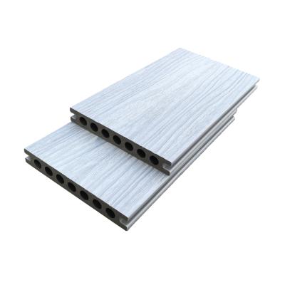 China CO EXTRUSÃO WPC Deck Boards Anti Slip Surface para zonas de tráfego áreas de piscina 21*145 mm à venda
