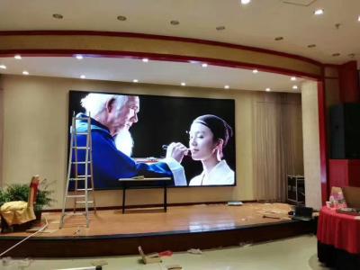 China Personalización Black SMD LED pantallas de publicidad de interiores 900-1100nits en venta