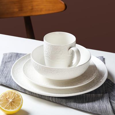China Modern Custom Round Ceramic Dinner Dishes Set Viable Logo Decorative Pattern Restaurant White for sale