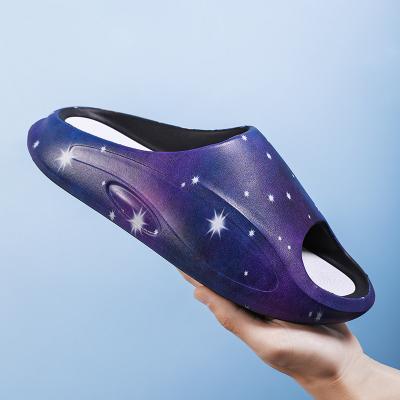 China Fashion Trend Fashion Casual Sports Slides Couple Flip Flops Flat Women Shoes Slippers For Women And Men Anti-slip Summer Soft Shoes for sale