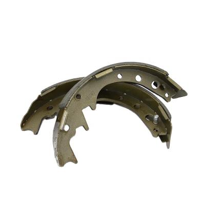 China Metal shipping and handling of CAR PARTS Brake Shoes 04047-26070 04495-25120 04495-26050 for NISSAN best quality manufacturer for sale