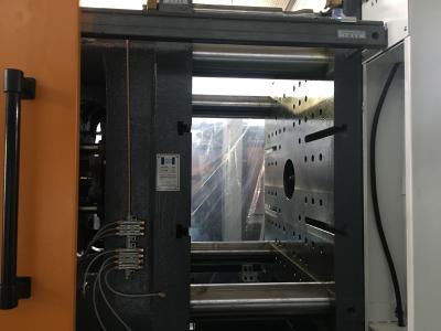 China Energy Efficient High Performance Plastic Injection Molding Machine For Crate for sale