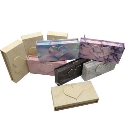 China Recycled Materials 25mm Empty Eyelash Box Wick Boxes Eyelash Pack Eyelash Vendor Customized Boxes for sale