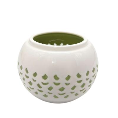 China Home decoration factory directly supply table ceramic candle holder for home decoration for sale