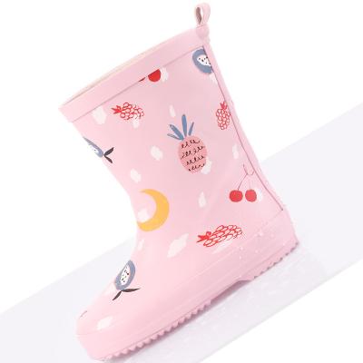 China CUSHIONING child rain shoe outdoor anti-slip kids handle boots wholesale kids rubber rain boot for sale